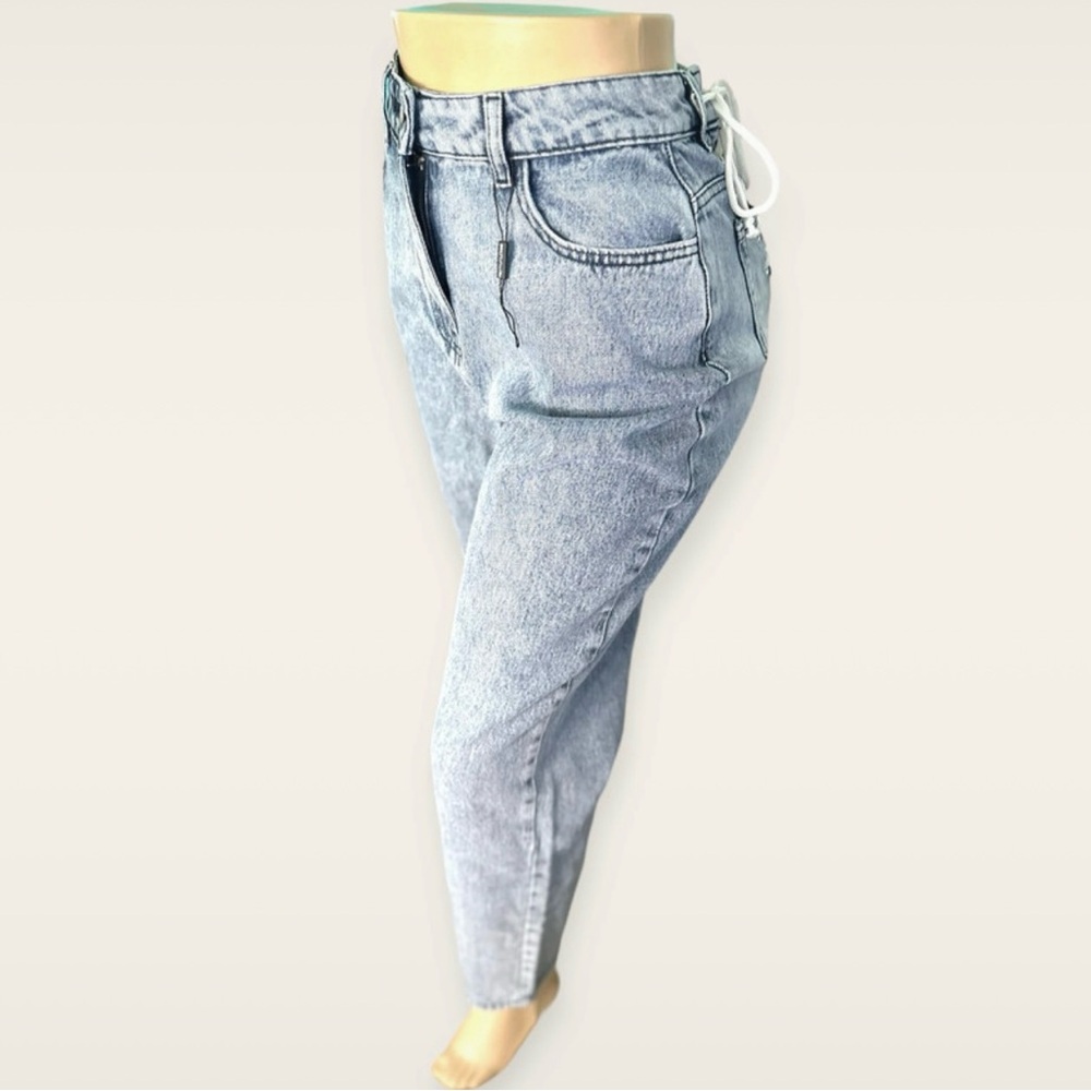 💙Pretty Little Thing Jeans💙